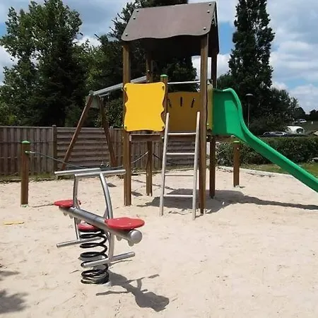 Mobil-home Le Petit Paradis Vendeen 3 Etoiles 7km Des Plages * Avrille (Vendee)