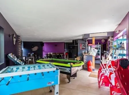 Mobil-home Le Petit Paradis Vendeen 3 Etoiles 7km Des Plages