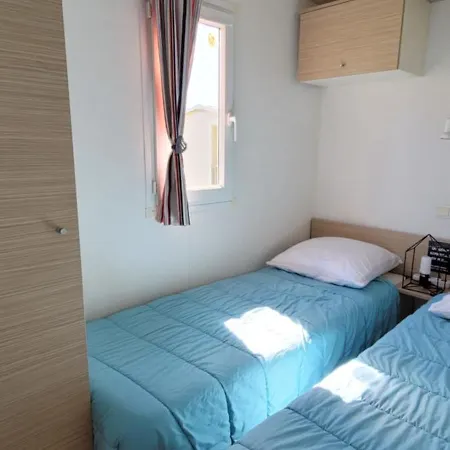 Campsite Mobil-home Le Petit Paradis Vendeen 3 Etoiles 7km Des Plages Avrille (Vendee)