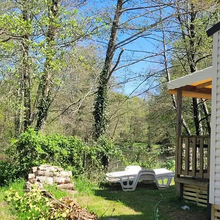 Campsite Mobil-home Le Petit Paradis Vendeen 3 Etoiles 7km Des Plages Avrille (Vendee)