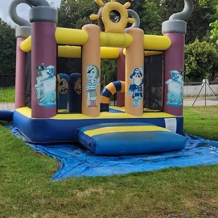 Campsite Mobil-home Le Petit Paradis Vendeen 3 Etoiles 7km Des Plages