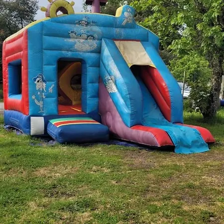 Campsite Mobil-home Le Petit Paradis Vendeen 3 Etoiles 7km Des Plages